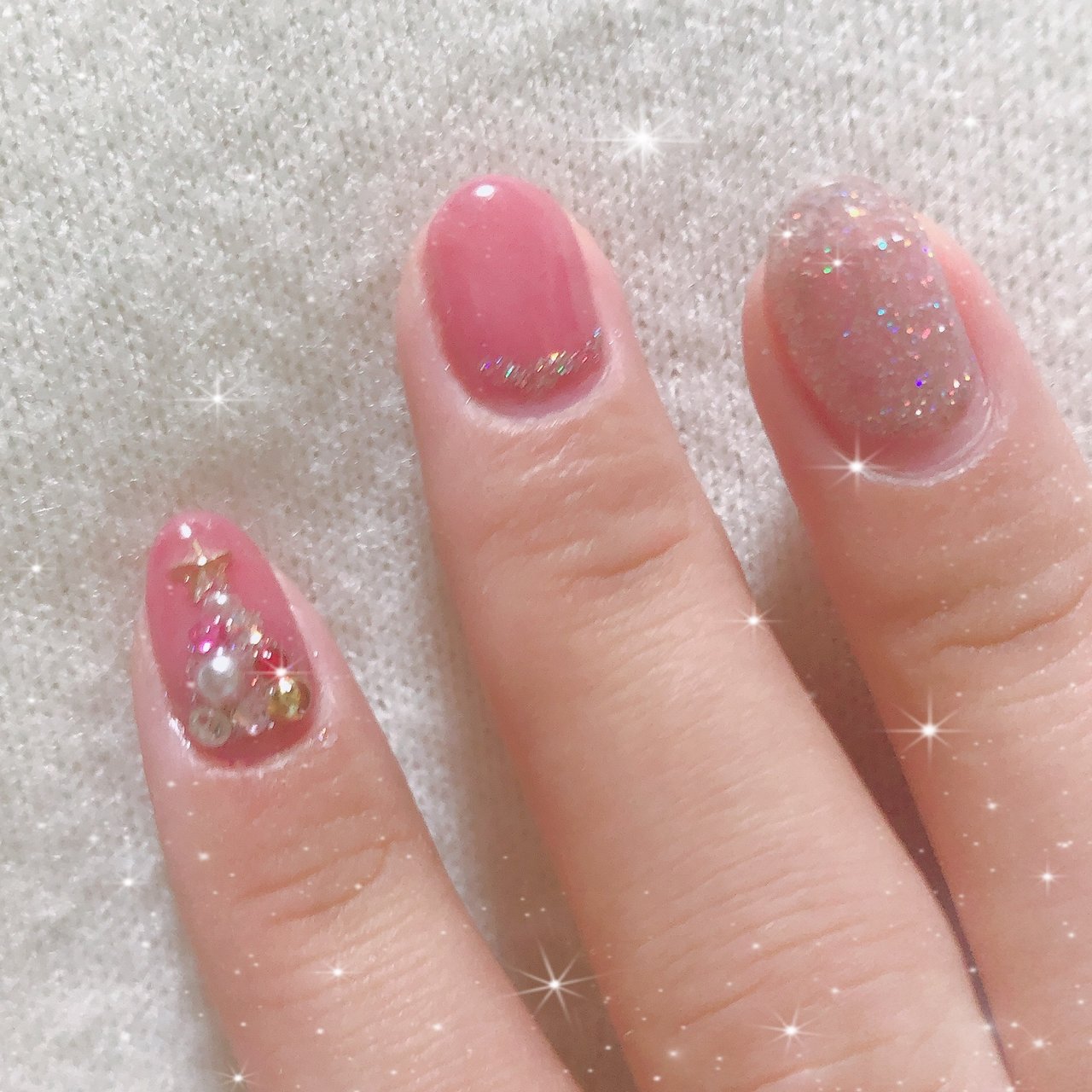 冬 クリスマス ハンド ラメ ビジュー K Self Nail のネイルデザイン No ネイルブック