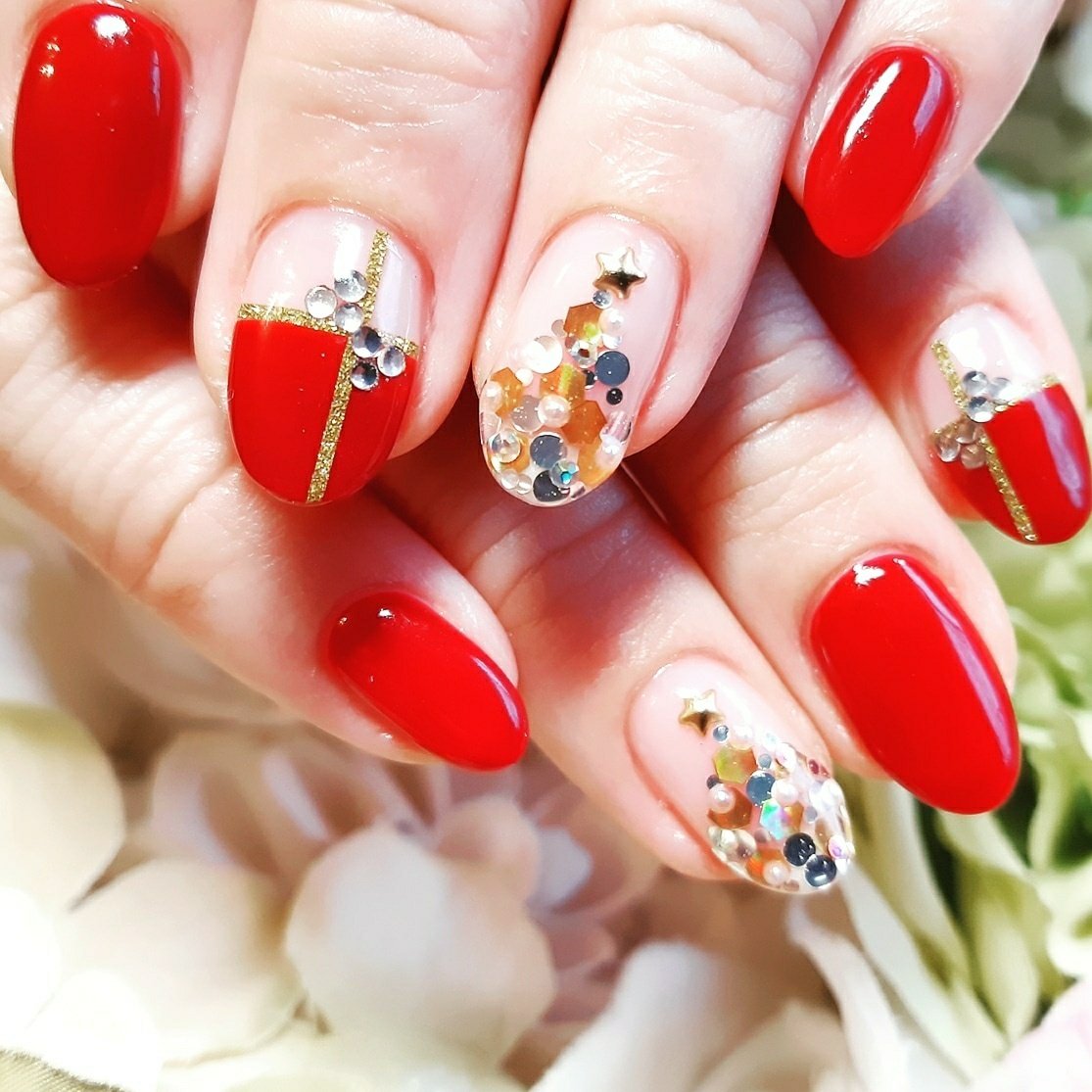 冬 クリスマス ハンド ワンカラー ビジュー Miminail代官山店のネイルデザイン No ネイルブック