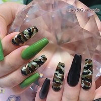 グリーン 緑 迷彩柄ネイルのネイルデザイン ネイルブック