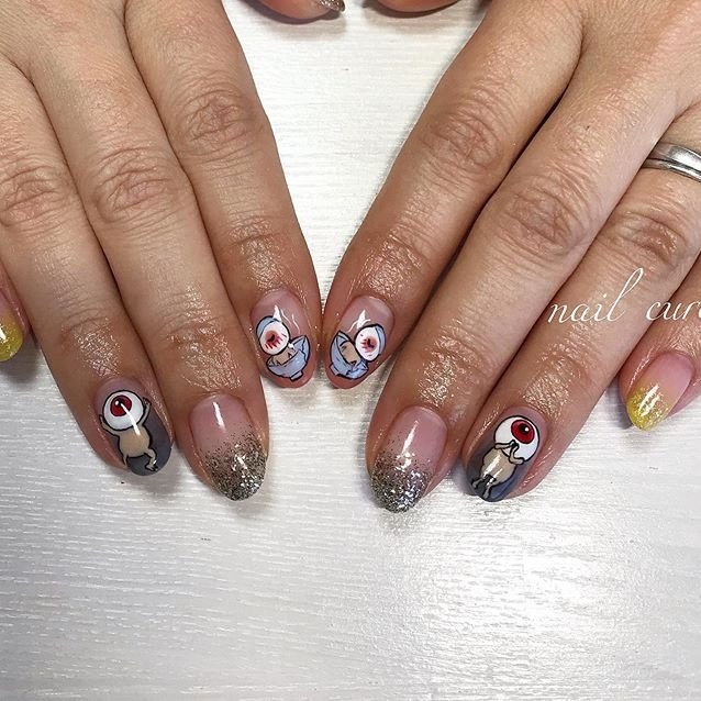 ハンド グラデーション ラメ キャラクター イエロー Nailcuraのネイルデザイン No ネイルブック