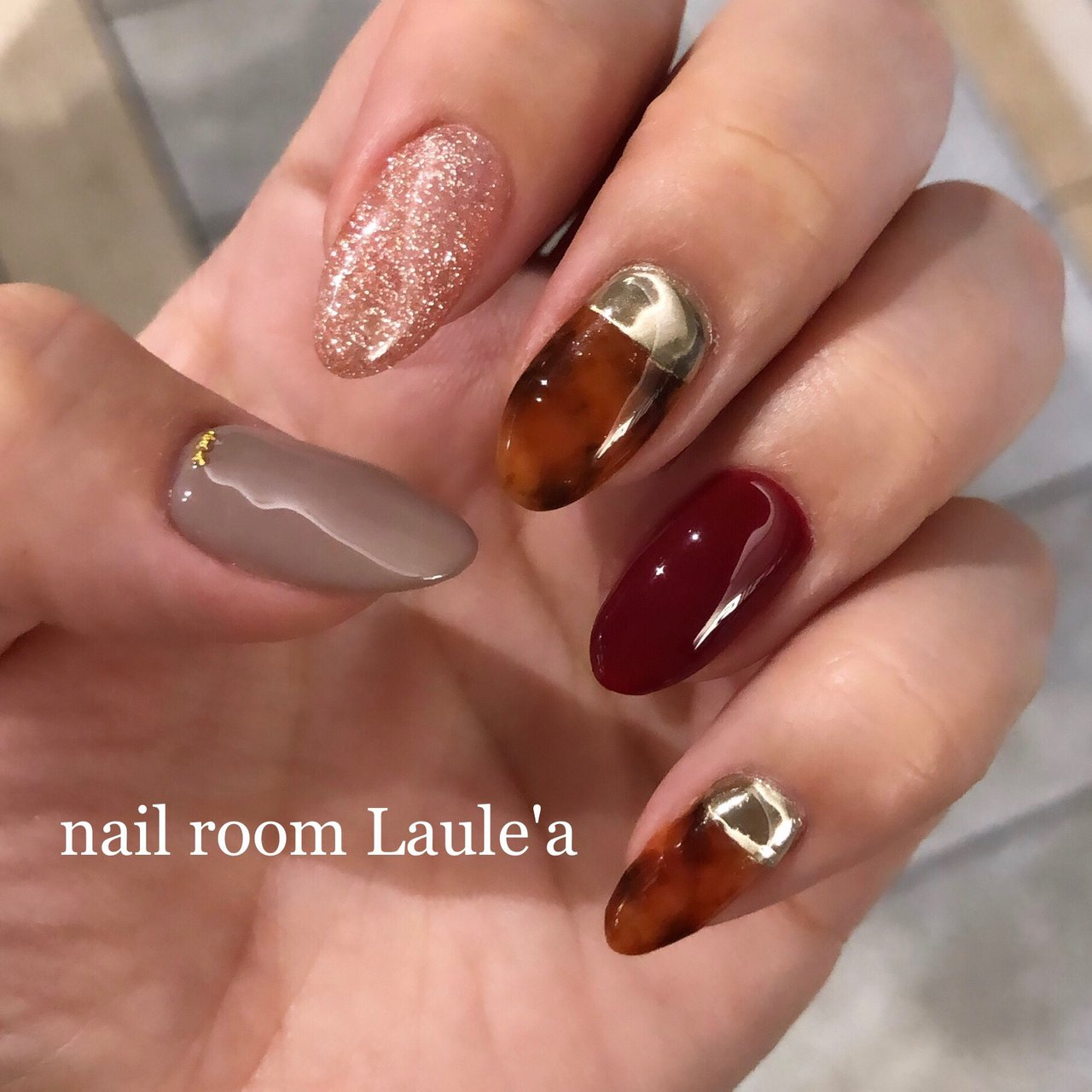 秋 冬 べっ甲 ミラー ボルドー Nail Room Laule A Eriのネイルデザイン No ネイルブック