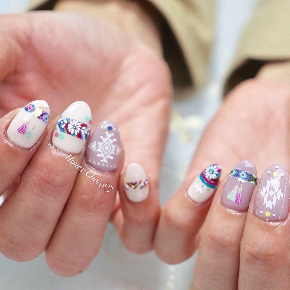 秋 冬 オールシーズン ハンド ホログラム Nail Salon School Honey Chocoのネイルデザイン No ネイルブック