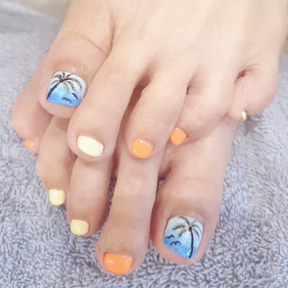 フット ミディアム オレンジ 水色 パステル Nailupのネイルデザイン No ネイルブック