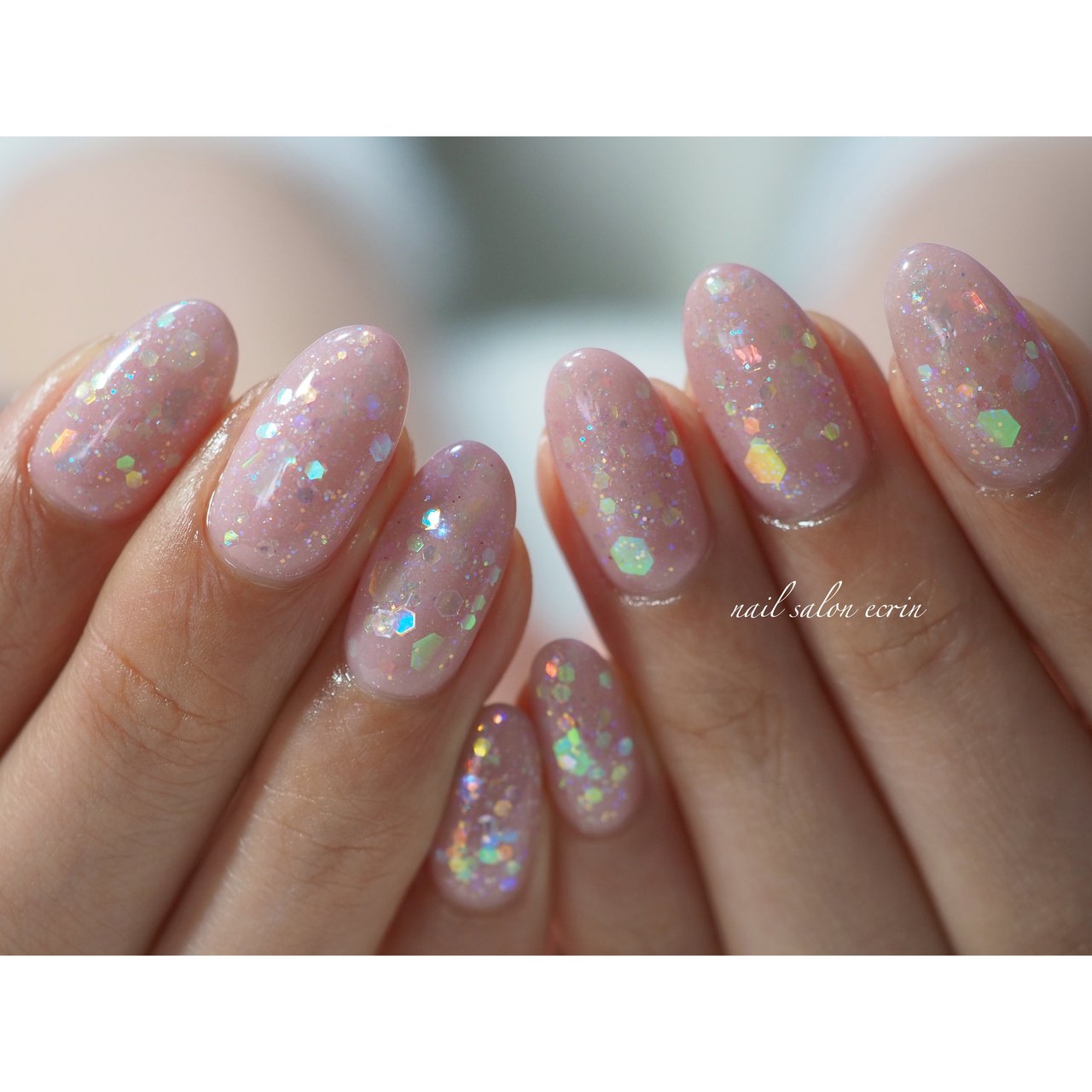 ホログラム ワンカラー ピンク Nail Ecrinのネイルデザイン No ネイルブック