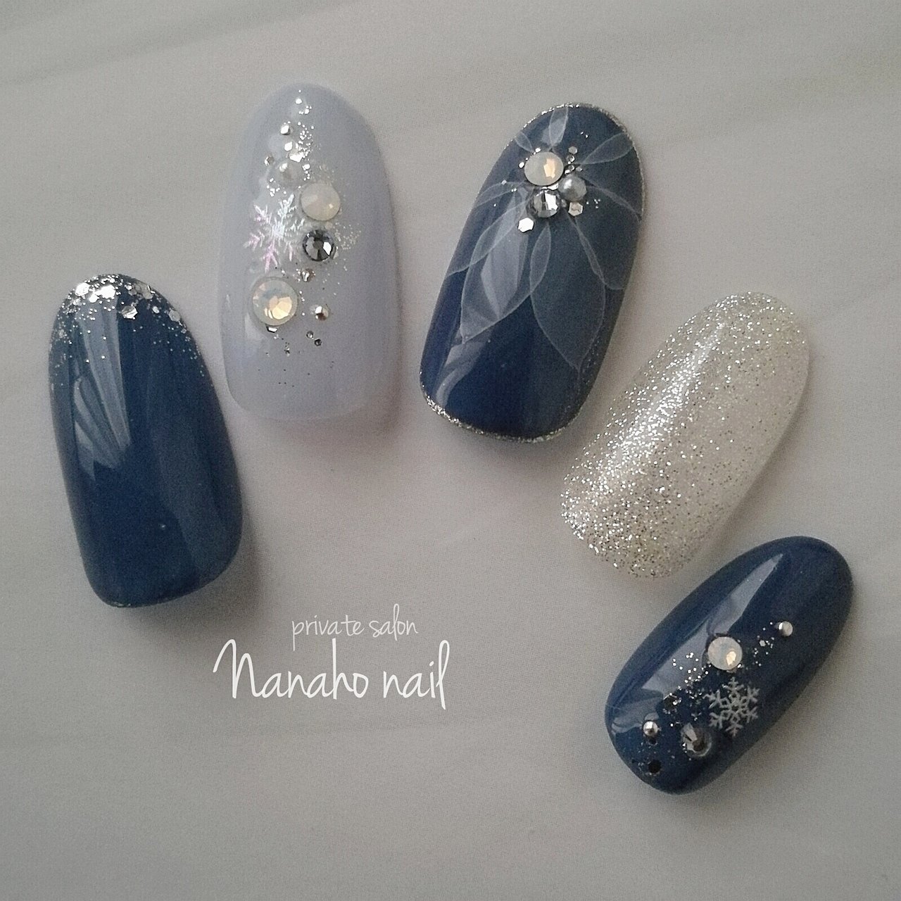 ホログラム ラメ フラワー たらしこみ Nanaho Nail 大阪府八尾市 のネイルデザイン No ネイルブック