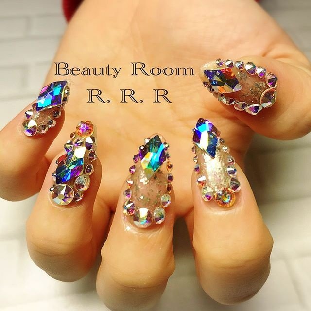 冬 ハンド オーロラ ミディアム クリア Beautyroom R R Rのネイルデザイン No ネイルブック