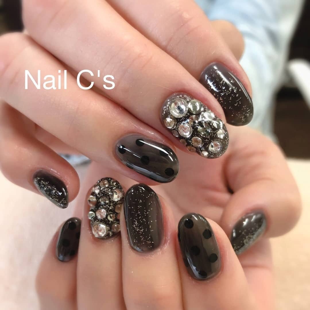 冬 オールシーズン パーティー ハンド ラメ Yumi Yoshikura Nail C S ネイルシーズ のネイル デザイン No ネイルブック