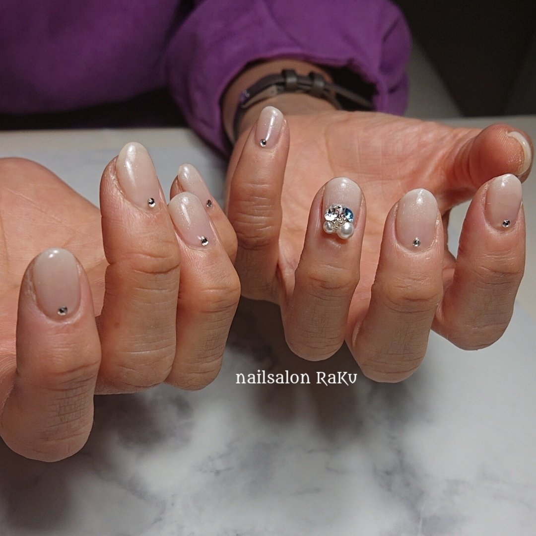 冬 オールシーズン ハンド グラデーション ミディアム Nailsalon
