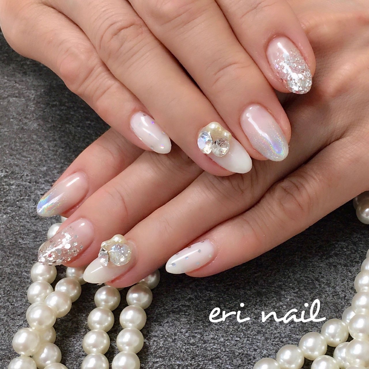 冬 オールシーズン ハンド グラデーション ラメ 名古屋市天白区 自宅ネイルサロン Eri Nailのネイルデザイン No ネイル ブック