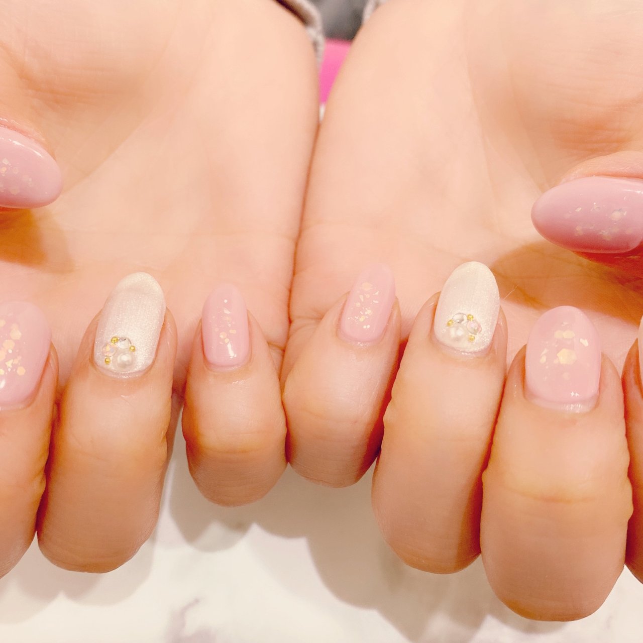 冬 オールシーズン バレンタイン ハンド ホログラム Leciel Nail 豊田市ネイルサロン のネイルデザイン No ネイル ブック