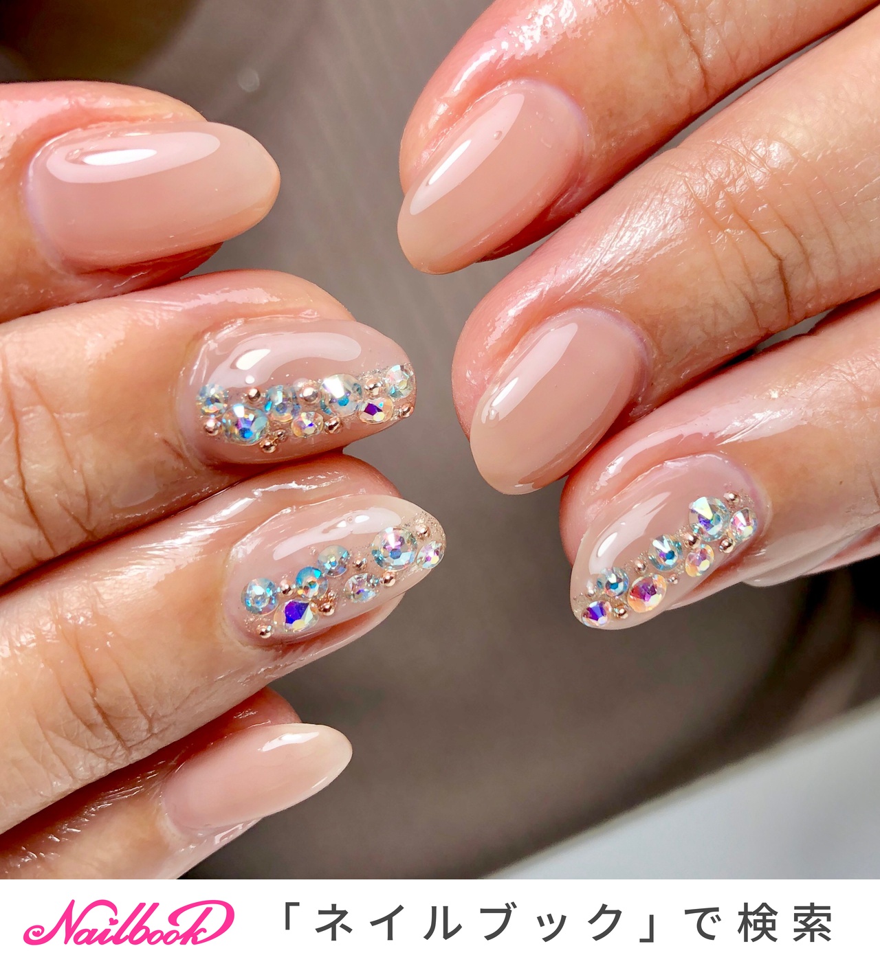 スワロフスキー縦置きのネイルデザイン ネイルブック