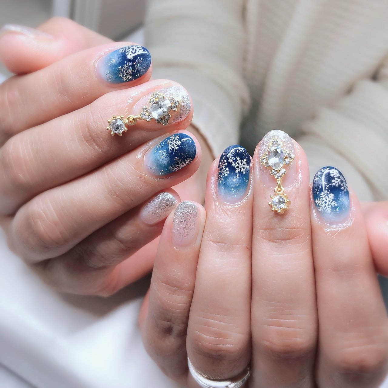 冬 お正月 成人式 旅行 ハンド Nail Salon Jasmineのネイルデザイン No ネイルブック