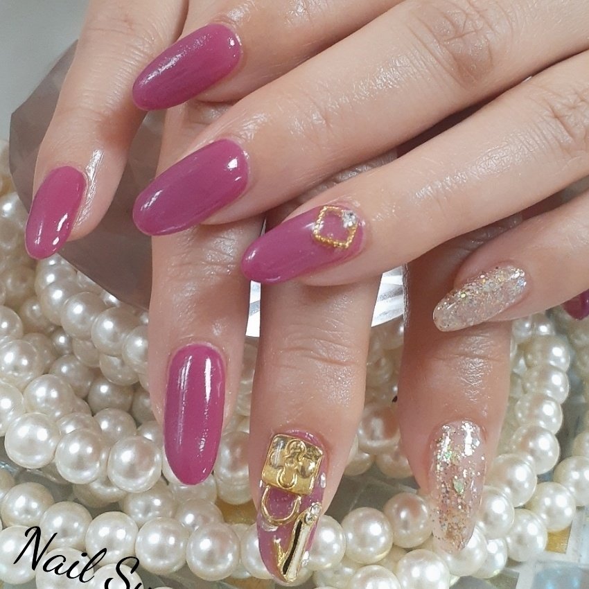 ラメ ワンカラー ピンク ゴールド ジェル Nail Sugar Party ﾈｲﾙｼｭｶﾞｰﾊﾟｰﾃｨ のネイル デザイン No ネイルブック