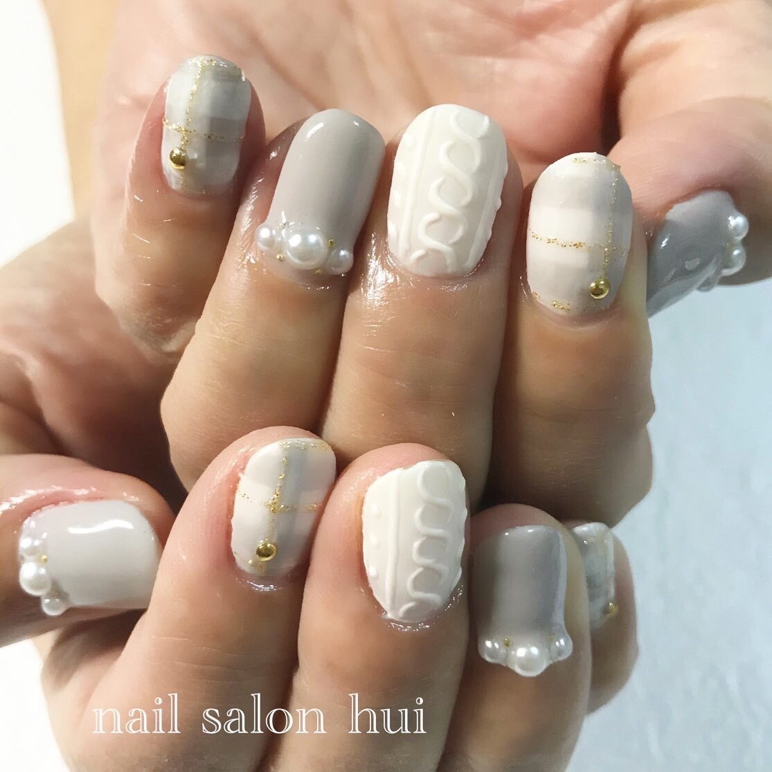 冬 チェック ニット ホワイト グレージュ Nailsalon Huiのネイルデザイン No ネイルブック