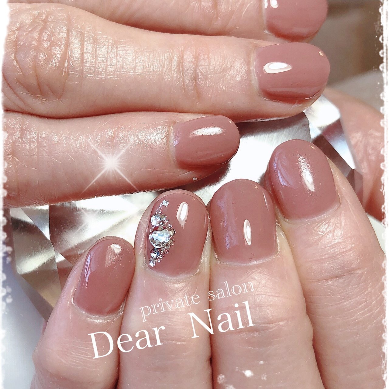 オールシーズン ハンド ラメ ワンカラー ビジュー Dearnail39のネイルデザイン No ネイルブック