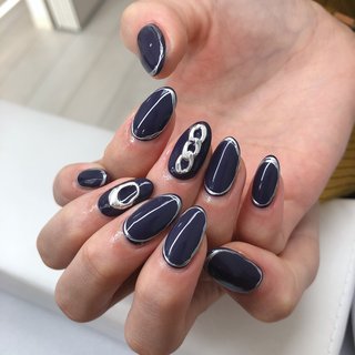 21年 新着順 秋 メタリックシルバーのネイルデザイン 2ページ目 ネイルブック