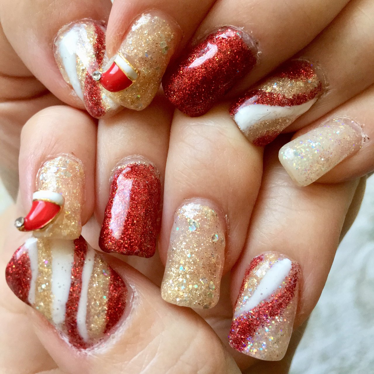 バレンタイン クリスマス プッチ ボルドー ゴールド Mooncat Clipのネイルデザイン No ネイルブック