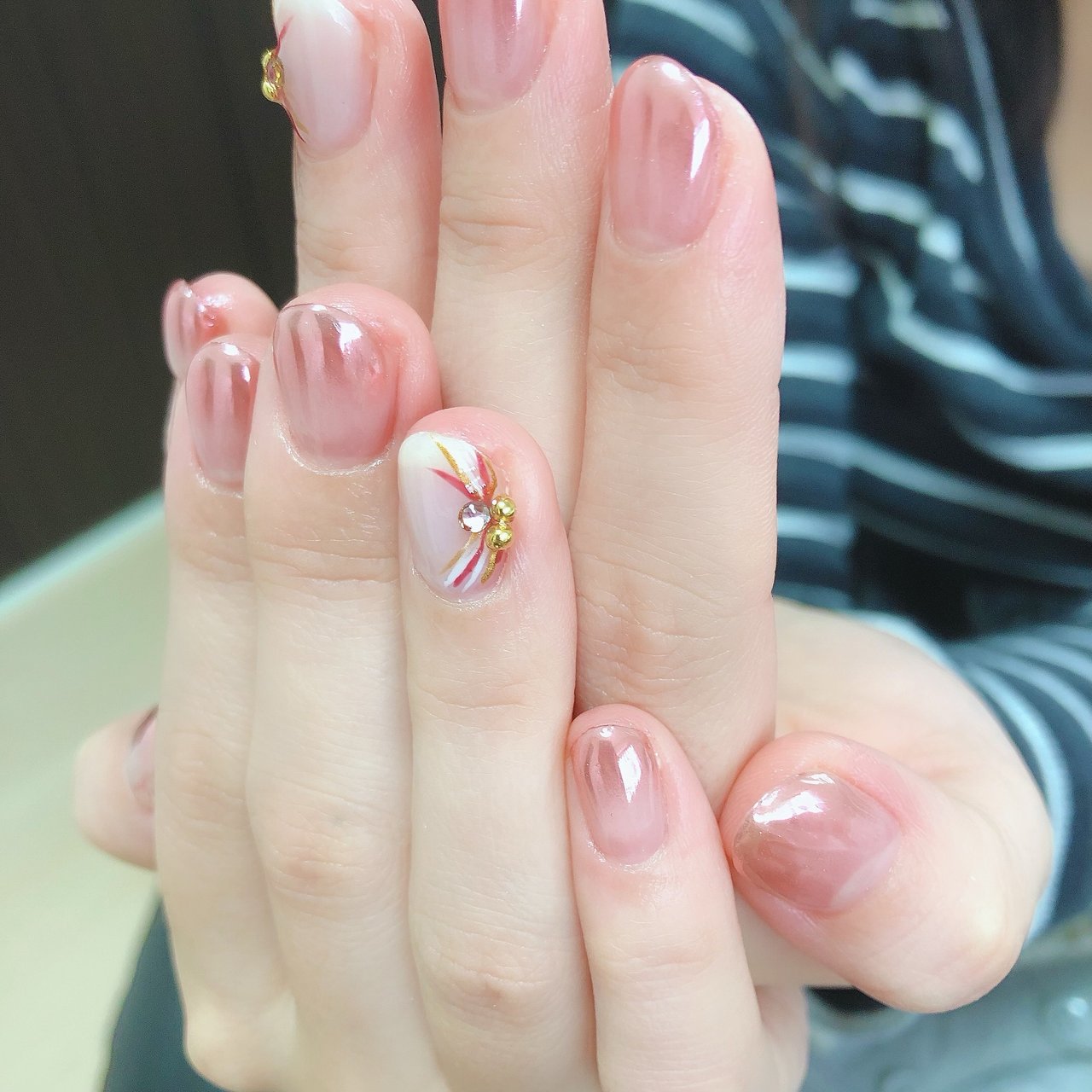 冬 お正月 成人式 卒業式 ハンド Lutia Nailのネイルデザイン No ネイルブック