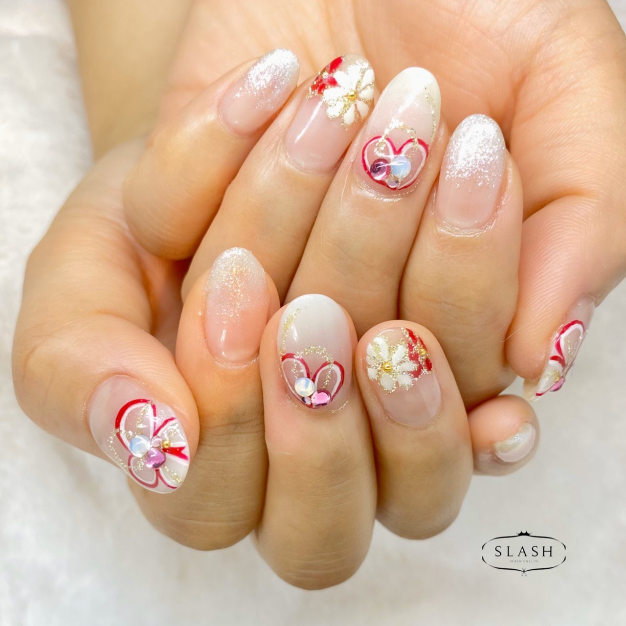 冬 お正月 成人式 ハンド グラデーション Slash Nail Tsukiyamaのネイルデザイン No ネイルブック