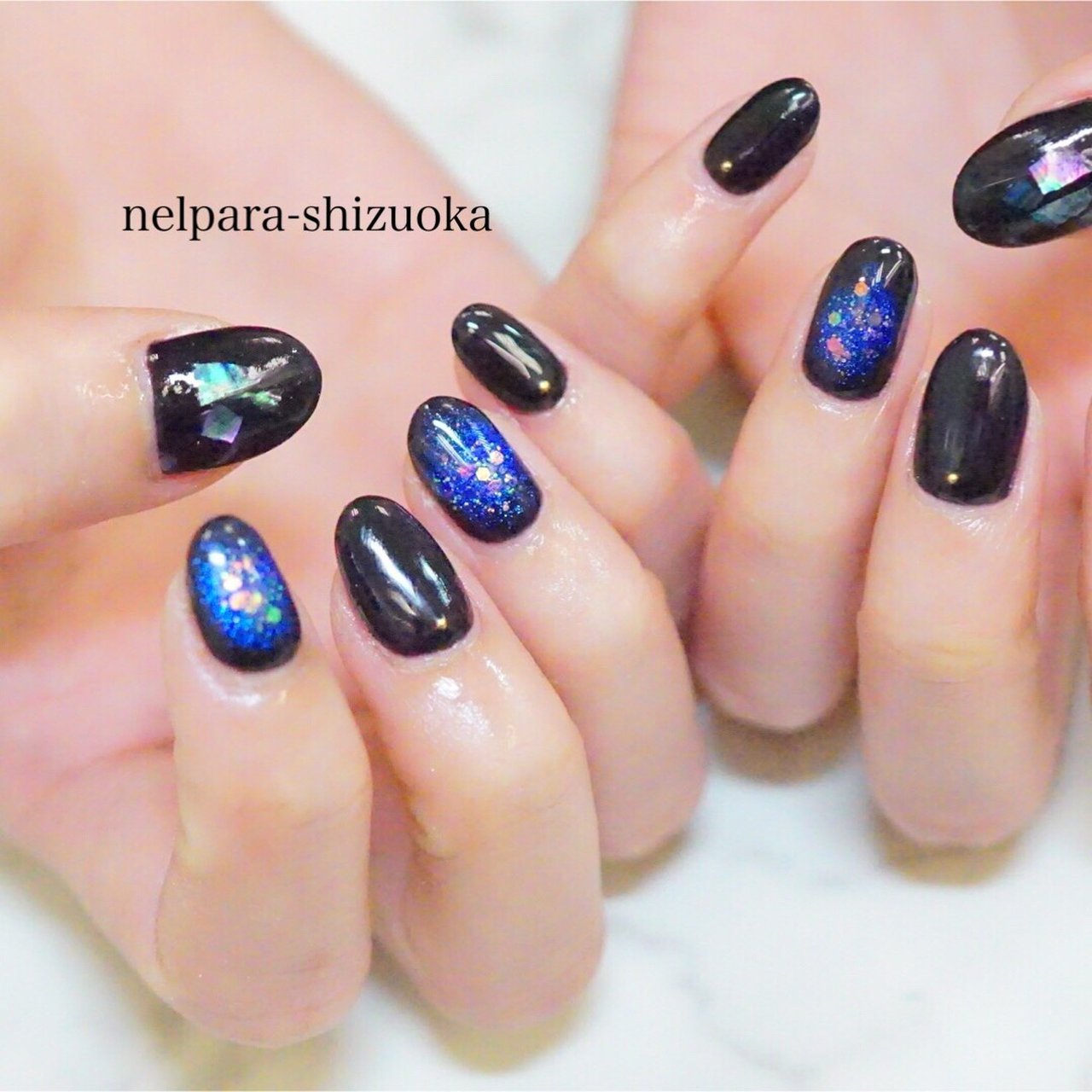 冬 ハンド チーク ミディアム ブルー ネルパラ静岡イトーヨーカドー店のネイルデザイン No ネイルブック