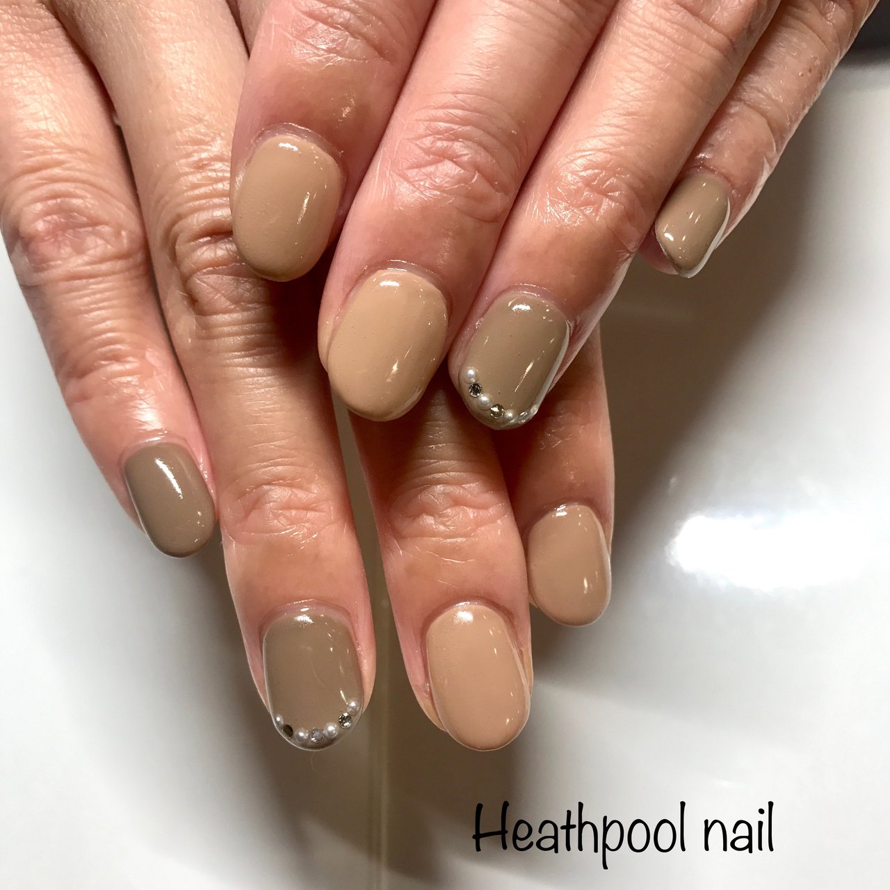 ハンド シンプル ワンカラー パール ベージュ Heathpoolnailのネイルデザイン No 4958414 ネイルブック