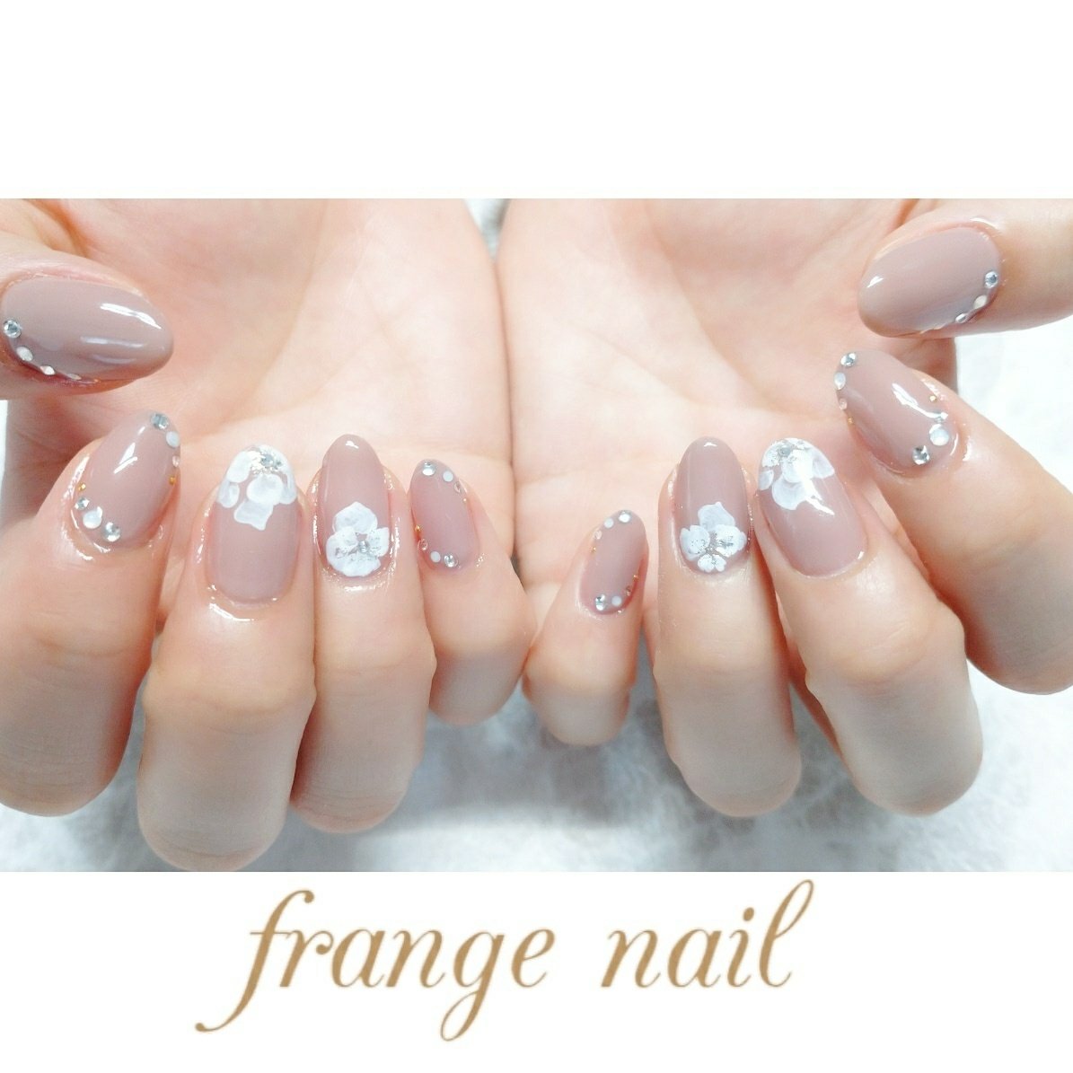 オールシーズン ブライダル パーティー ハンド ビジュー Frange Nailのネイルデザイン No ネイルブック