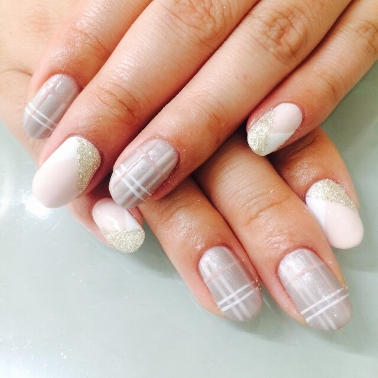 チェック ホワイト ピンク グレー シルバー Resortのネイルデザイン No ネイルブック