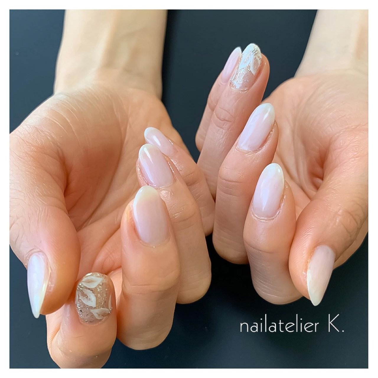 ハンド シンプル ラメ ワンカラー フラワー Nailatelier Kのネイルデザイン No ネイルブック