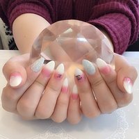 ラメ シルバー 白グラデーションのネイルデザイン ネイルブック