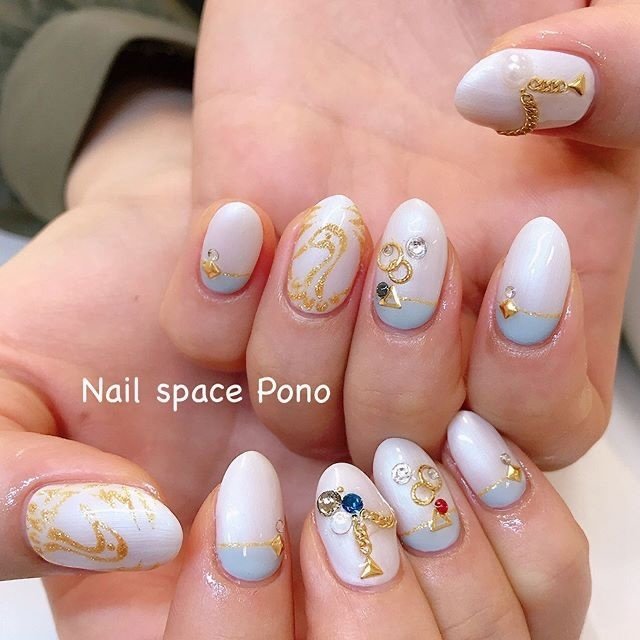 オールシーズン ライブ ハンド ラメ キャラクター Nail Space Pono まどちゃんのネイルデザイン No ネイルブック