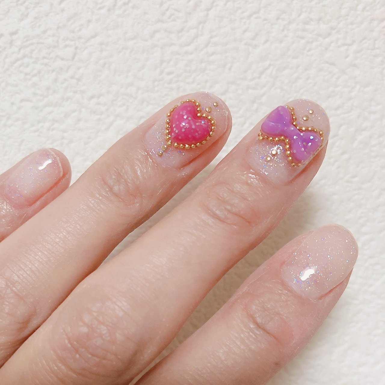 オールシーズン ハンド ラメ ハート デコ Nailsalon Hanaのネイルデザイン No ネイルブック