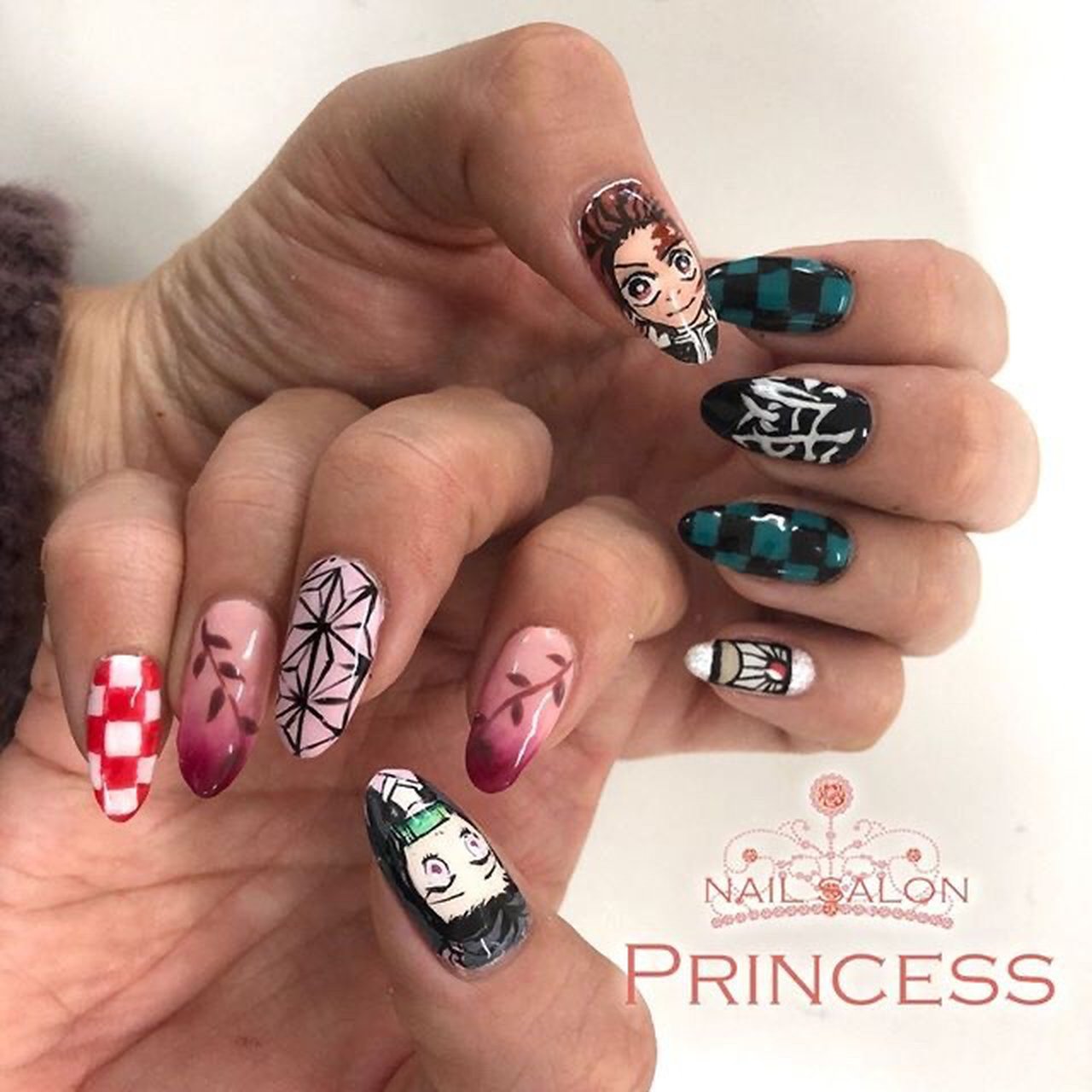 ハンド 痛ネイル キャラクター ジェルネイル お客様 Nailsalon Princessのネイルデザイン No ネイルブック