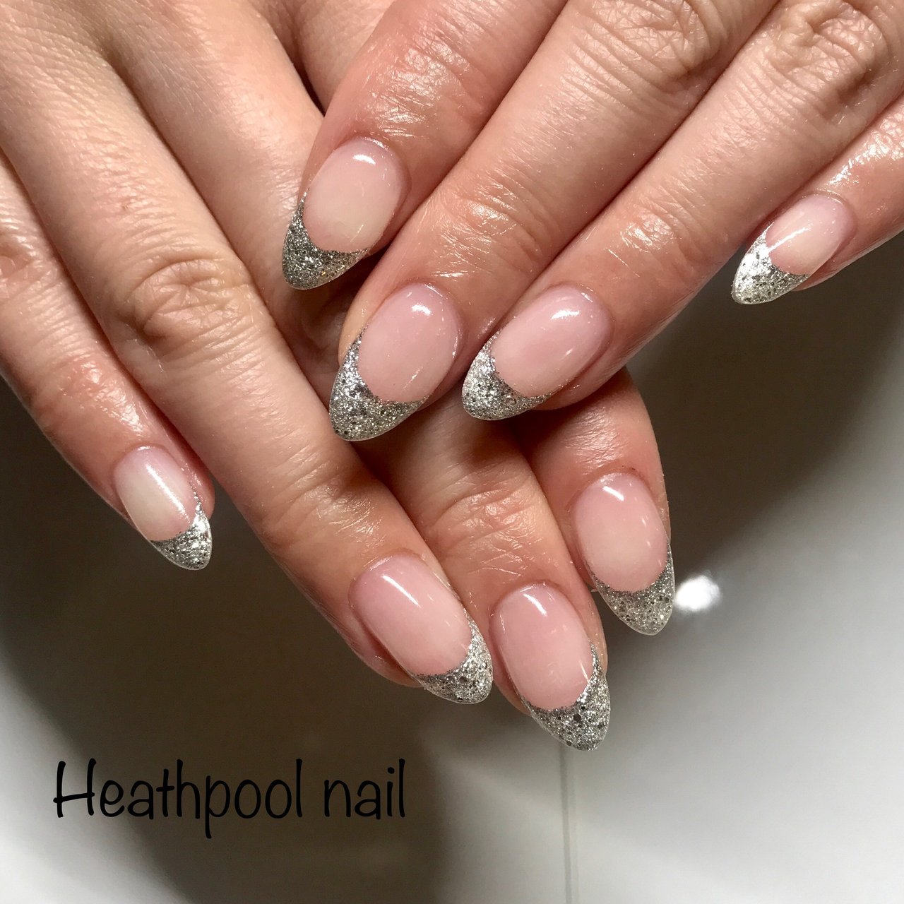 ハンド フレンチ シルバー ジェルネイル Heathpoolnailのネイルデザイン No ネイルブック