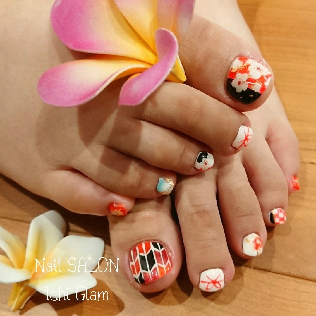 フラワー 和 ホワイト オレンジ ブラック Nakagawaのネイルデザイン No ネイルブック