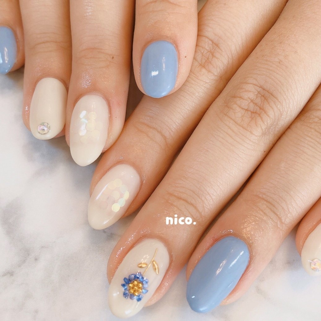 ハンド ホワイト 水色 Nailsalon Nico のネイルデザイン No 4987156