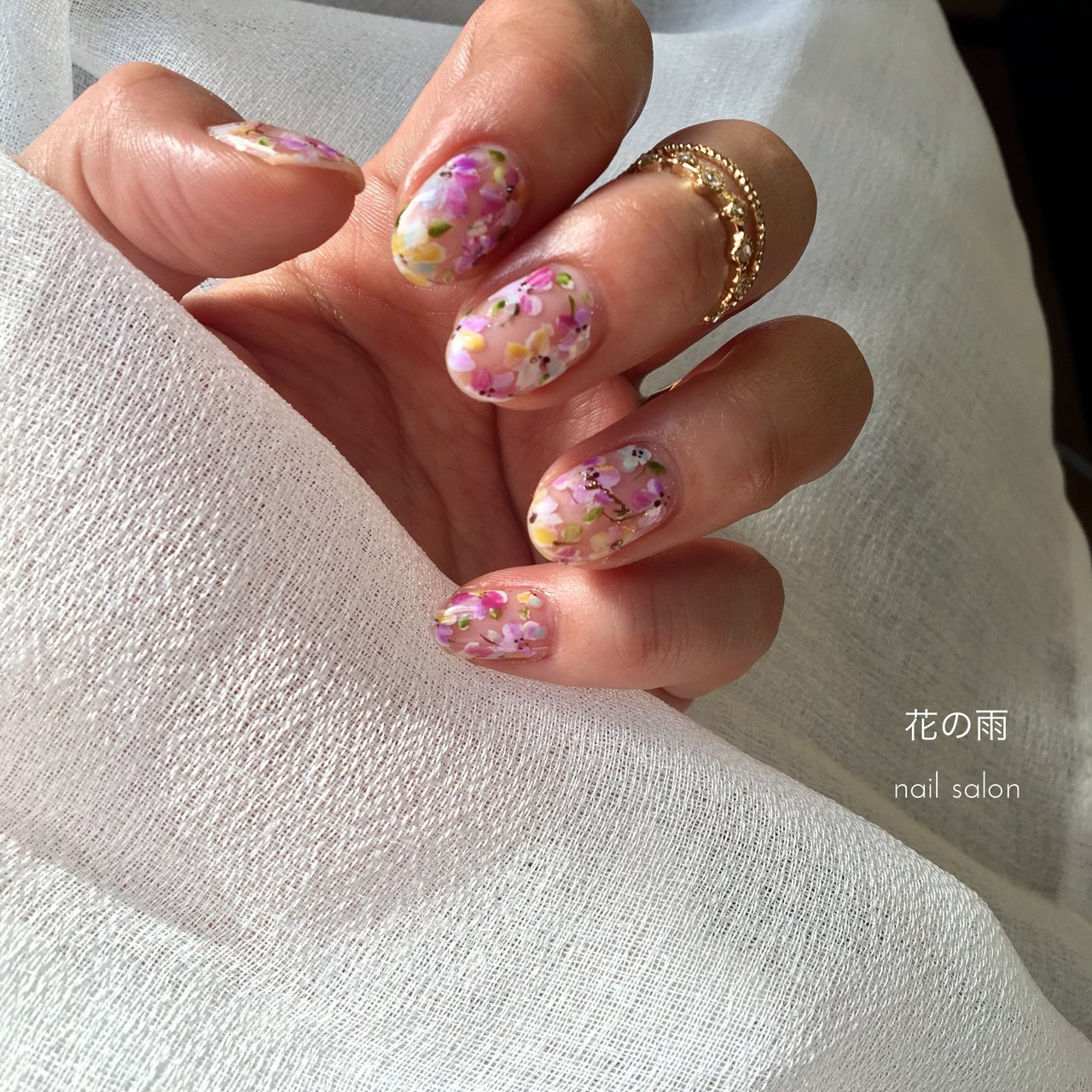 ハンド 花の雨 Nailsalonのネイルデザイン No ネイルブック