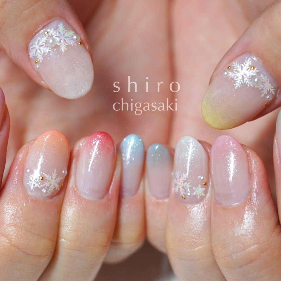 冬 ライブ クリスマス ハンド グラデーション Private Nail Salon Shiroのネイルデザイン No ネイル ブック