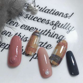 オールシーズン バレンタイン デート 女子会 ハンド A Mown Nails アモウン ネイルズ のネイルデザイン No ネイルブック