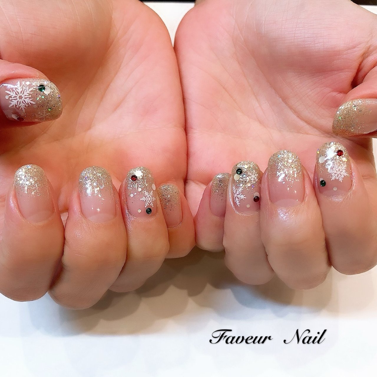 冬 クリスマス オフィス ハンド シンプル Faveur Nailのネイルデザイン No ネイルブック