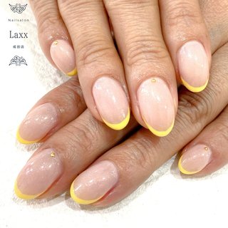 フレンチネイル kokoist🌼ノンワイプアクセサリーボンド シーグラスフレンチ