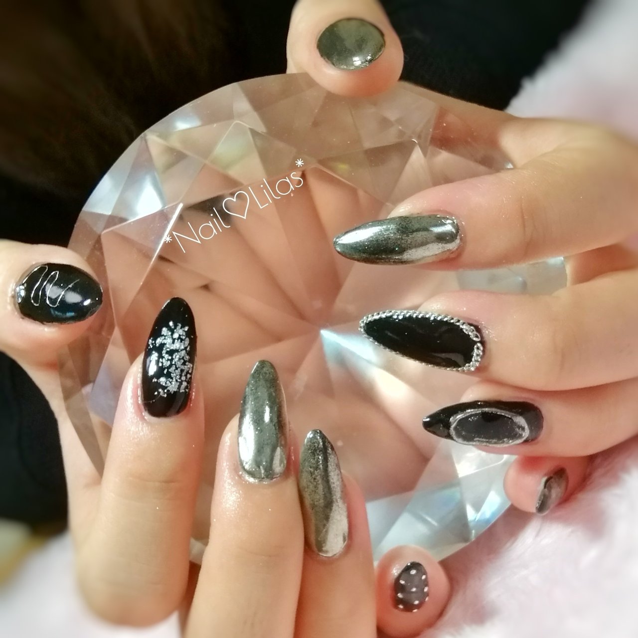 ハンド チェーン ニュアンス ホイル ミラー Kaoriのネイルデザイン No ネイルブック