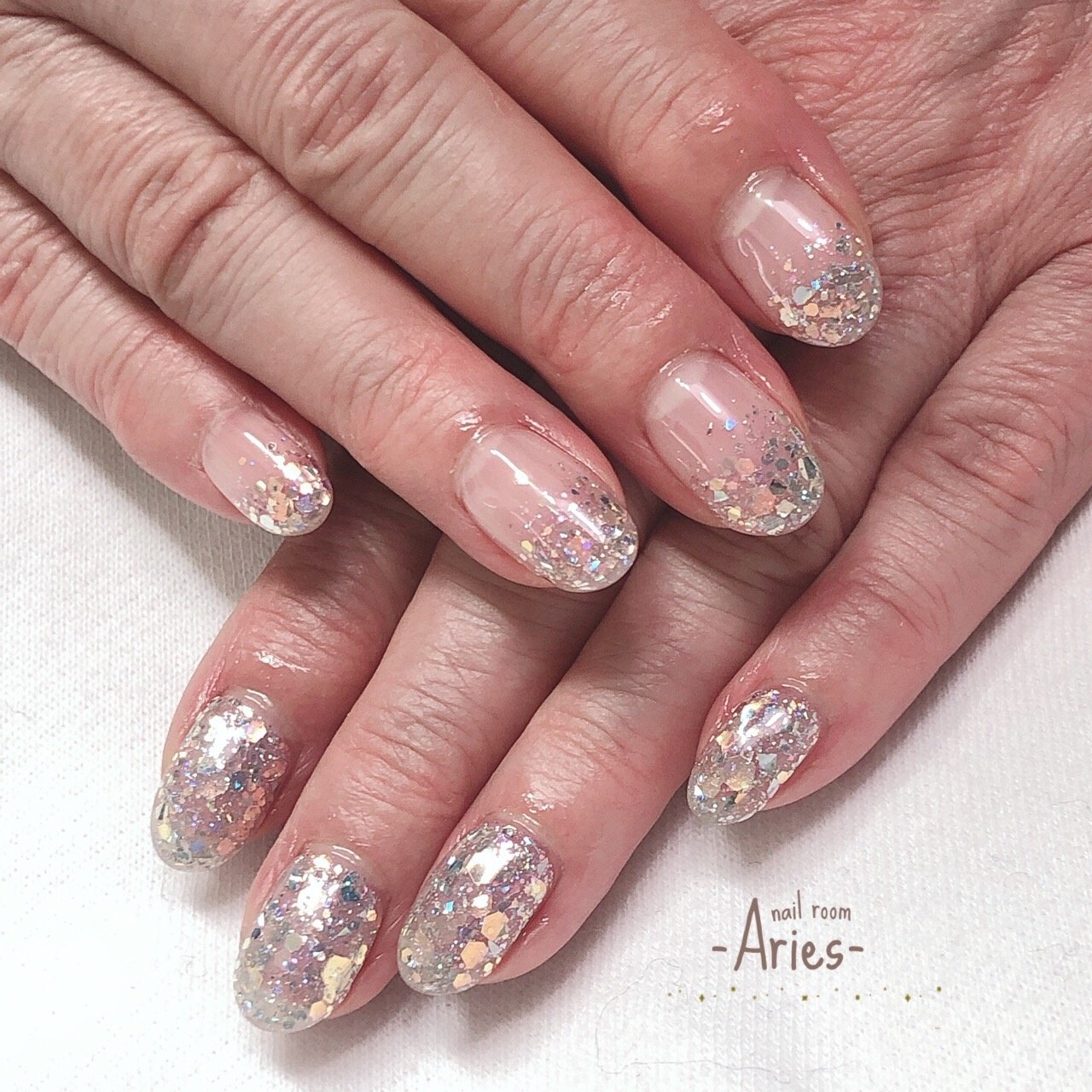 ハンド シンプル グラデーション ホログラム ラメ Nail Room Aries ﾈｲﾙﾙｰﾑｴﾘｰｽﾞmaiのネイル デザイン No ネイルブック