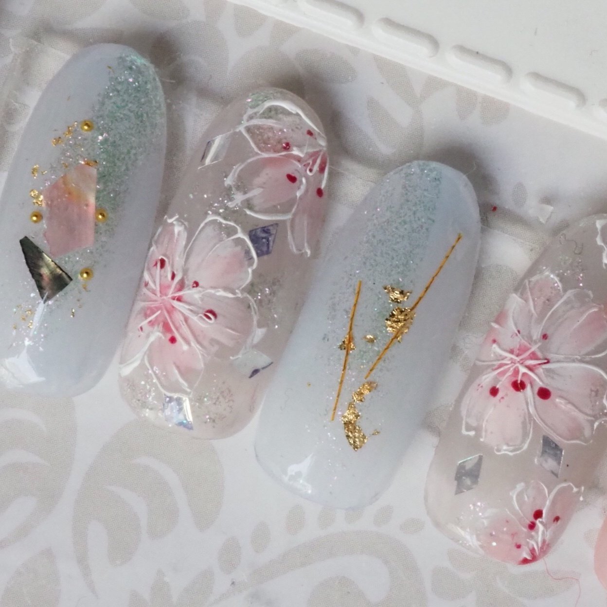 春 卒業式 入学式 ブライダル ハンド Megnailのネイルデザイン No ネイルブック
