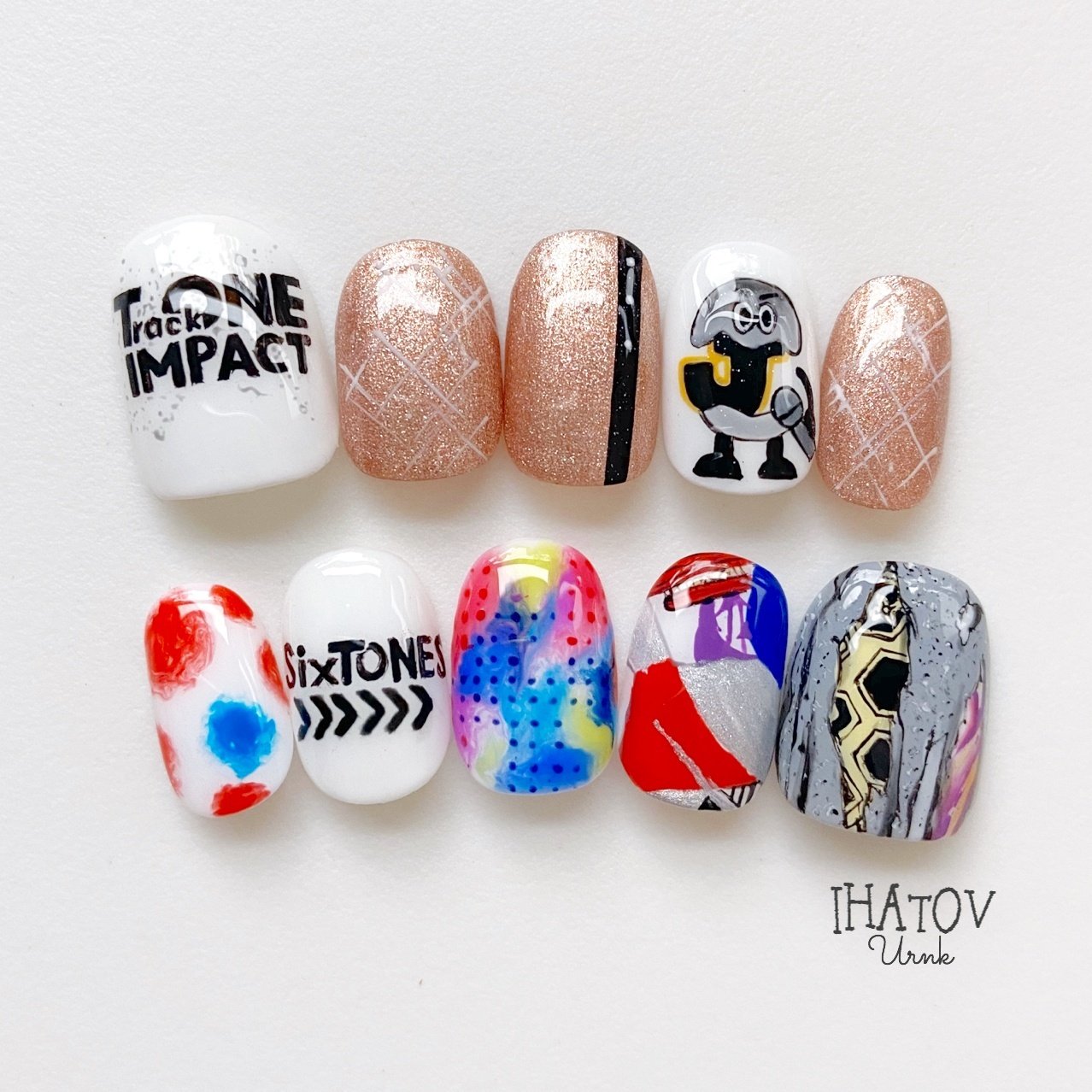 オールシーズン ライブ ハンド ラメ イニシャル Ihatov Nailarts のネイルデザイン No ネイルブック