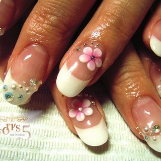 エンボス梅アート のネイルデザイン ネイルブック