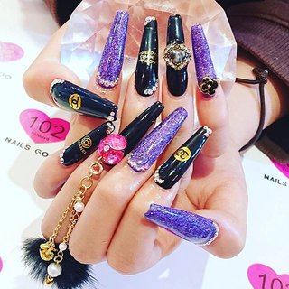 #ロングネイル ・
・ 【TOP画面からメニュー料金表に飛べます】
・
・
NAILSGOGO shibuya 担当ゆさ
03-5728-4343 ・
・
【場所】
#渋谷センター街 ZARA目の前3階❤️Bershka横
・
渋谷区宇田川町16-8 渋谷センタービル3階
・
・
【営業時間】
OPEN☆10:00〜22:00
毎週金曜日は朝04:30までやってます！
・
（年末年始以外、休まず営業）
・
・
妹ブランド↓
@nailsgogoxoxo もフォローしてねー♪
・
・
★★NAILSGOGO裏技★★
・
①
お友達紹介者は次回なんでも半額Σ（・□・；）
・
②
次回予約して帰るとジェル オフ毎回代無料
・
③
友達同士でネイルしたら1人に1000円分パーツ無料
・
④
ネイル画像 #nailsgogo タグ付け毎回300円パーツ無料
・
⑤
当日空き枠あればフット追加で1000円分引き
・
・
#ネイル
#nails
#ネイリスト
#ネイリスト募集中
#スカルプネイル
#スカルプ
#キャラクターネイル
#ゆめかわネイル
#3dネイル
#やり放題ネイル
#派手ネイル
#キャバ嬢ネイル
#歌舞伎町
#渋谷ネイルサロン
#ギャルネイル
#ニュアンスネイル
#バンギャ
#ギャル
#ライブネイル
#メイド
#隠しきれないヲタク
#量産型ネイル
#量産型女子
#ブランドネイル
#ジャニオタさんと繋がりたい
#ぎゃう
#ギャル #スーパーロング #スカルプチュア #NAILSGOGO shibuya nailsalon #ネイルブック