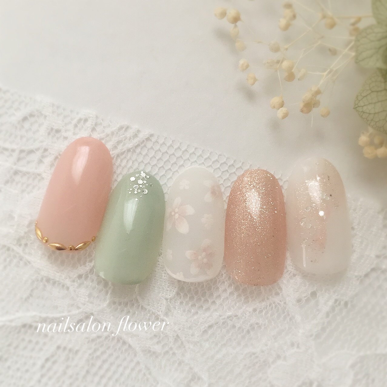 春 夏 ハンド ホワイト ピンク Nailsalon Flowerのネイルデザイン No ネイルブック