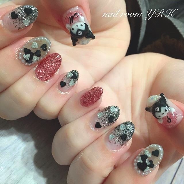 ハンド ラメ パール 痛ネイル キャラクター Nail Room Yrkのネイルデザイン No ネイルブック