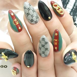 @nailsgogoxoxo もフォローしてねー💕 ・
【 #卒業式ネイル 受付スタート】
チップやり放題もございます✨
・
★TOP画面からメニュー料金表に飛べます
・
・
#バレンタインネイル
#グッチネイル
#gucciネイル
・
・
NAILSGOGO xoxo石丸
03-5728-4343
・
・
【場所】
渋谷センター街 ZARA目の前3階❤️Bershka横
・
渋谷区宇田川町16-8 渋谷センタービル3階
・
・
【営業時間】
OPEN☆10:00〜22:00
毎週金曜日は朝04:30までやってます！
・
（年末年始以外、休まず営業）
・
・
妹ブランド↓
@nailsgogoxoxo もフォローしてねー♪
・
・
★★NAILSGOGO裏技★★
・
①
お友達紹介者は次回なんでも半額Σ（・□・；）
・
②
次回予約して帰るとジェル オフ毎回代無料
・
③
友達同士でネイルしたら1人に1000円分パーツ無料
・
④
ネイル画像 #nailsgogo タグ付け毎回300円パーツ無料
・
⑤
当日空き枠あればフット追加で1000円分引き
・
・
#ネイル
#nails
#ネイリスト
#ネイリスト募集中
#スカルプネイル
#スカルプ
#キャラクターネイル
#ゆめかわネイル
#3dネイル
#やり放題ネイル
#派手ネイル
#キャバ嬢ネイル
#歌舞伎町
#渋谷ネイルサロン
#ギャルネイル
#バンギャ
#ギャル
#ライブネイル
#メイド
#隠しきれないヲタク
#量産型ネイル
#量産型女子
#ブランドネイル
#ジャニオタさんと繋がりたい #スカルプチュア #NAILSGOGO shibuya nailsalon #ネイルブック