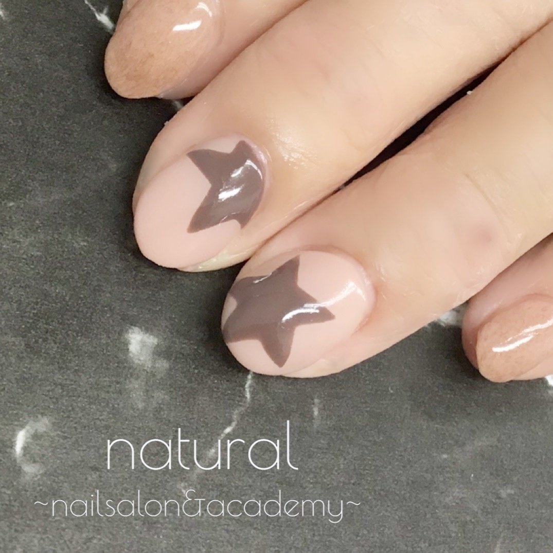 秋 冬 バレンタイン 女子会 ハンド Naturalnailsalonのネイルデザイン No ネイルブック